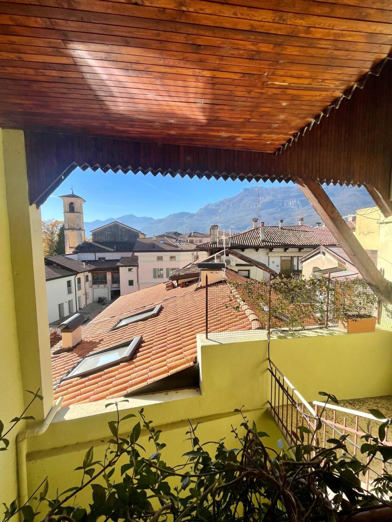 Appartamento Sui Tetti Del Centro Storico Rovereto  Ngoại thất bức ảnh